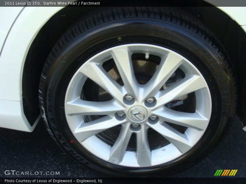 Starfire White Pearl / Parchment 2011 Lexus ES 350