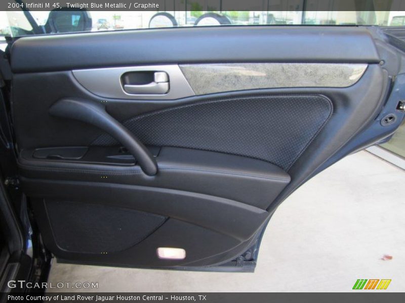 Door Panel of 2004 M 45