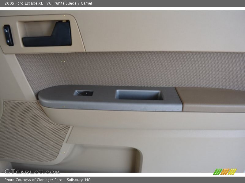 White Suede / Camel 2009 Ford Escape XLT V6
