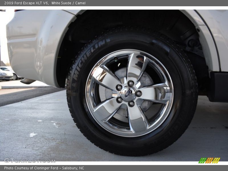  2009 Escape XLT V6 Wheel