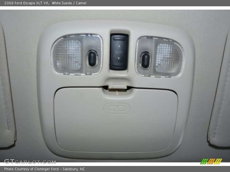 White Suede / Camel 2009 Ford Escape XLT V6