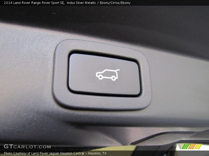 Indus Silver Metallic / Ebony/Cirrus/Ebony 2014 Land Rover Range Rover Sport SE
