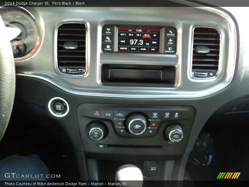 Pitch Black / Black 2014 Dodge Charger SE