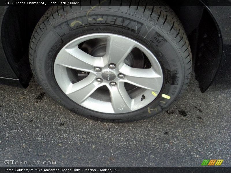 Pitch Black / Black 2014 Dodge Charger SE