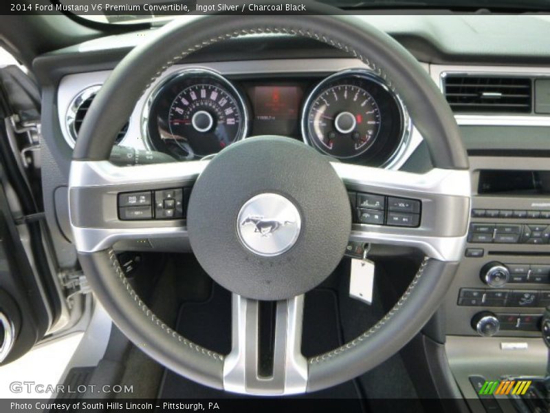  2014 Mustang V6 Premium Convertible Steering Wheel