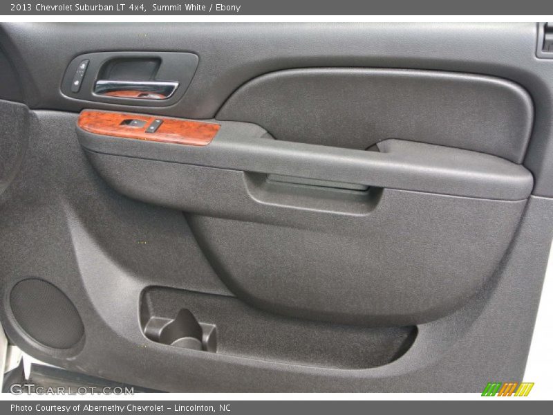 Summit White / Ebony 2013 Chevrolet Suburban LT 4x4