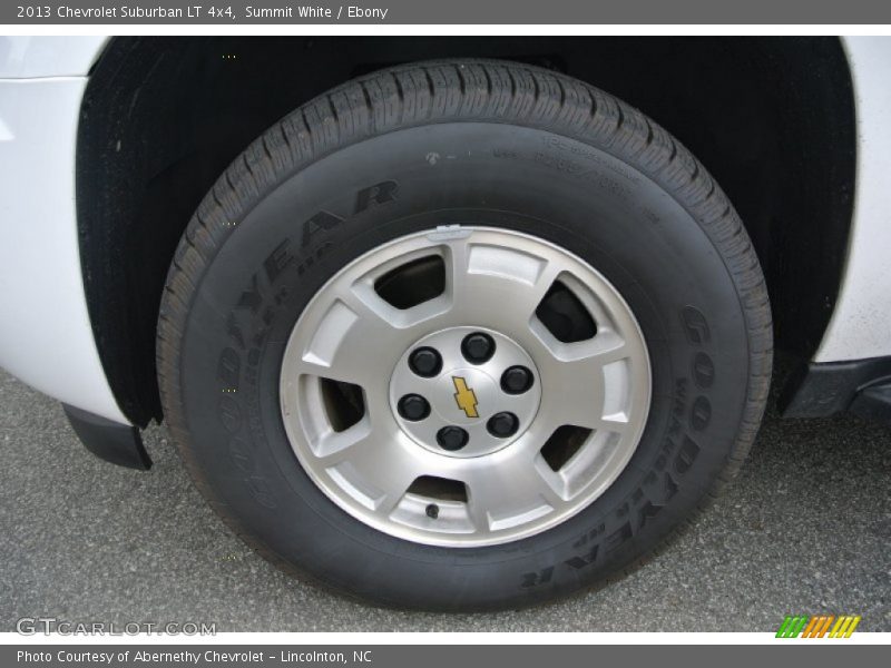 Summit White / Ebony 2013 Chevrolet Suburban LT 4x4