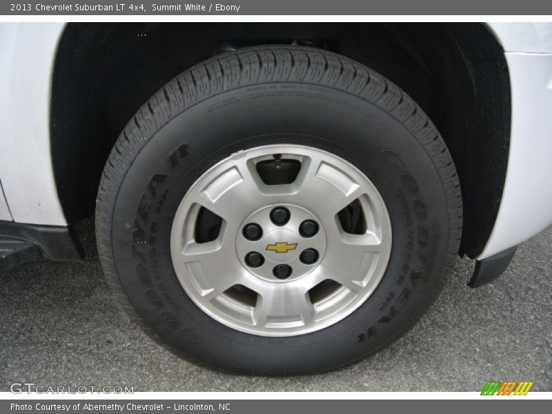 Summit White / Ebony 2013 Chevrolet Suburban LT 4x4