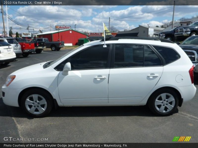 Clear White / Beige 2010 Kia Rondo LX