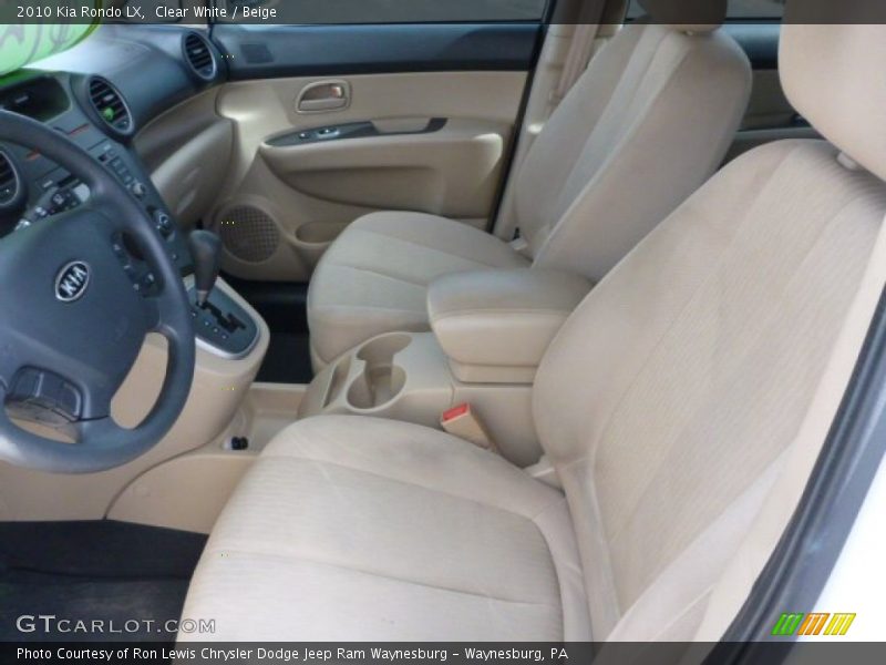 Clear White / Beige 2010 Kia Rondo LX