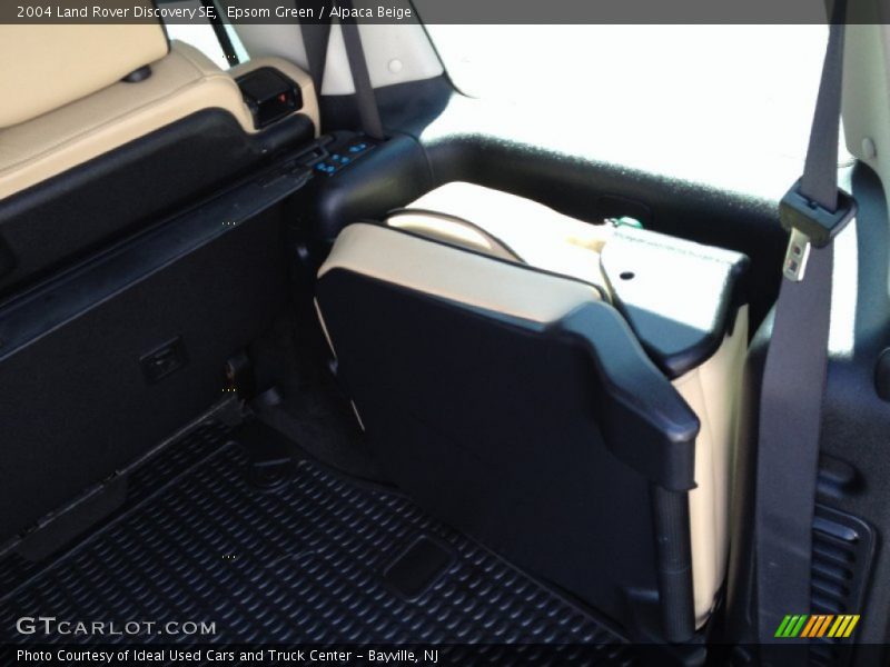 Epsom Green / Alpaca Beige 2004 Land Rover Discovery SE