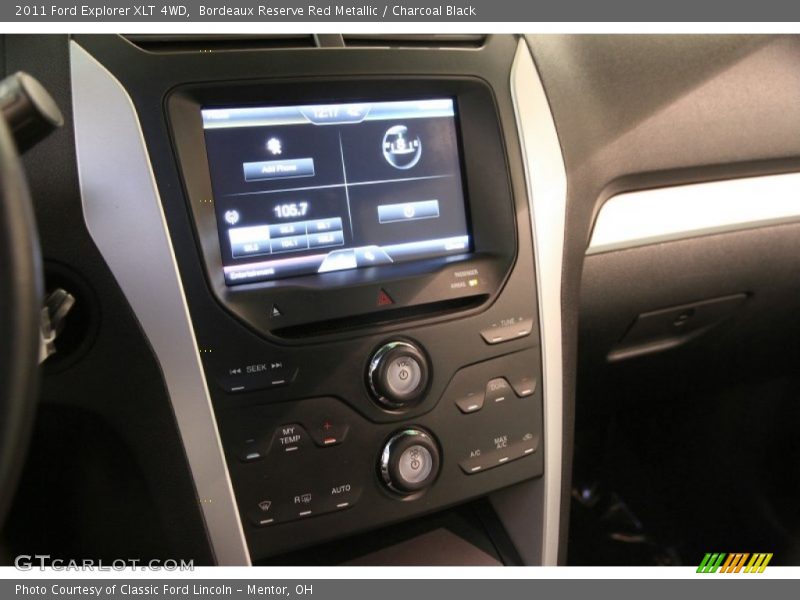 Controls of 2011 Explorer XLT 4WD