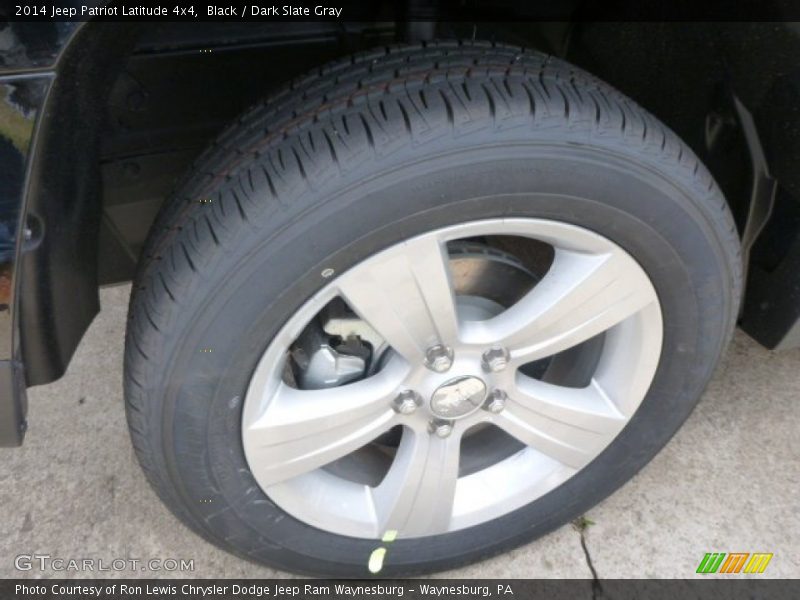 Black / Dark Slate Gray 2014 Jeep Patriot Latitude 4x4