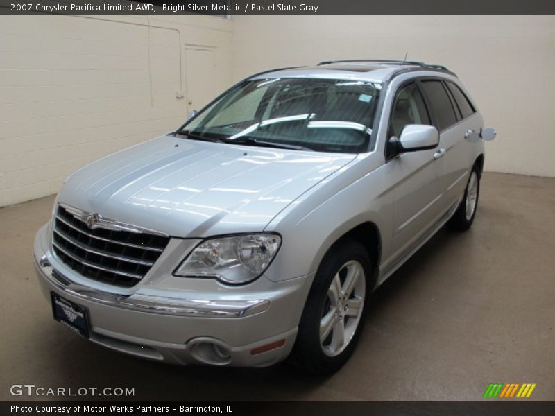 Bright Silver Metallic / Pastel Slate Gray 2007 Chrysler Pacifica Limited AWD