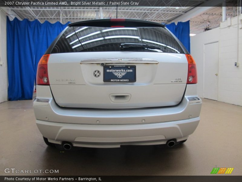 Bright Silver Metallic / Pastel Slate Gray 2007 Chrysler Pacifica Limited AWD