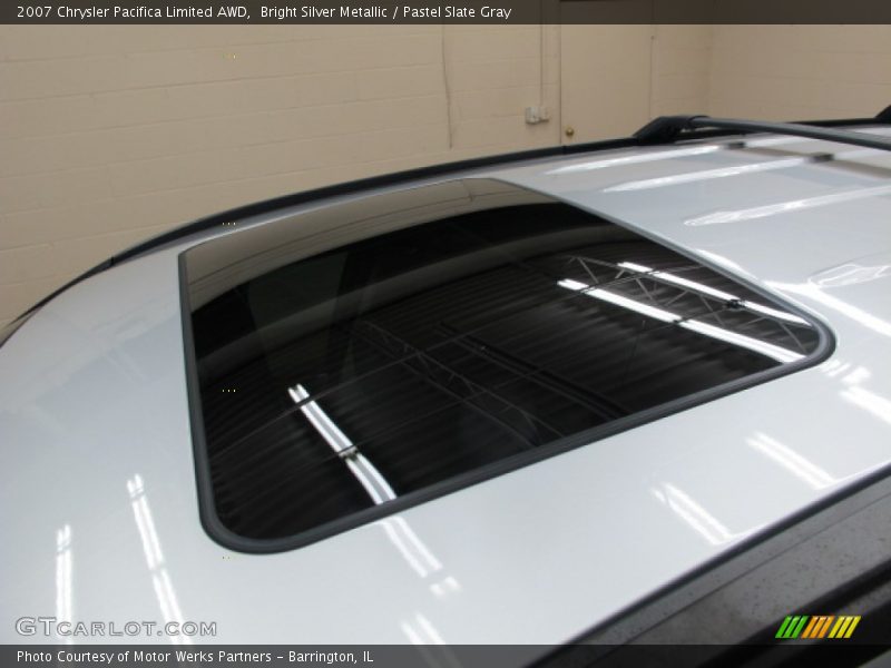 Bright Silver Metallic / Pastel Slate Gray 2007 Chrysler Pacifica Limited AWD