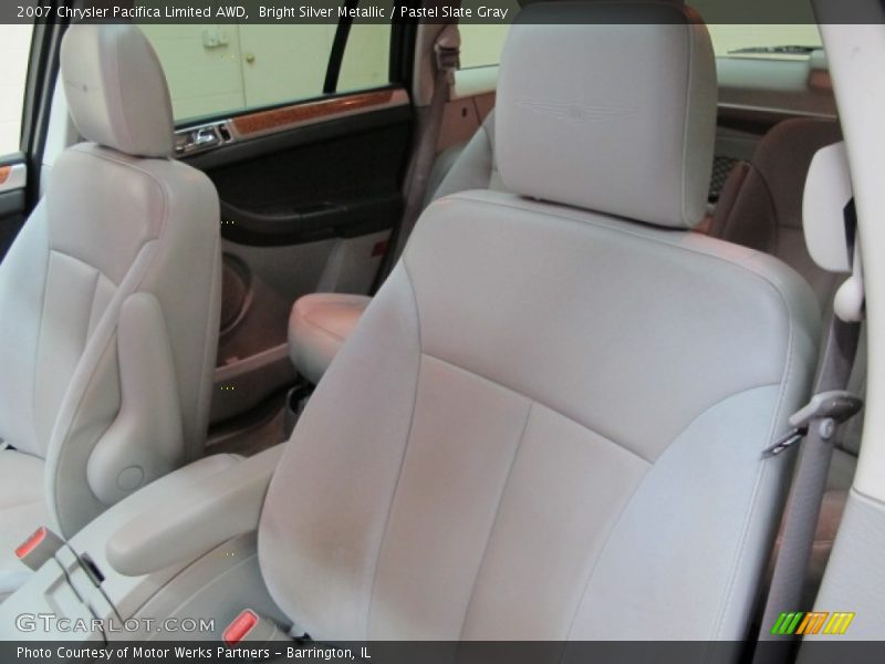 Bright Silver Metallic / Pastel Slate Gray 2007 Chrysler Pacifica Limited AWD