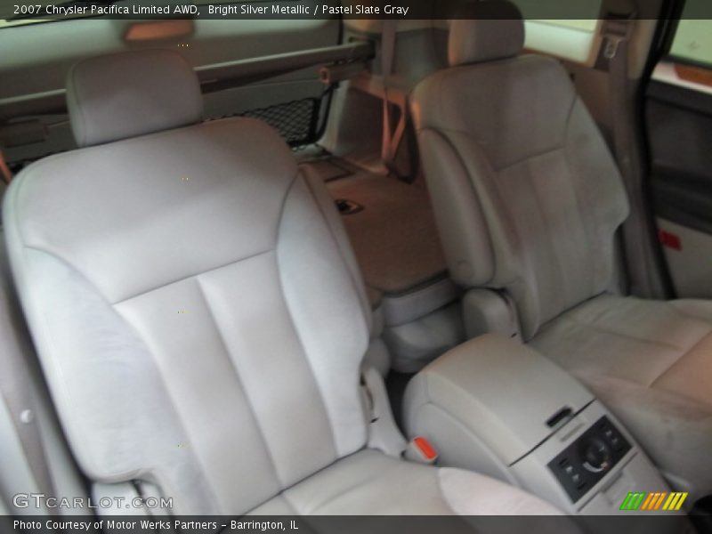 Bright Silver Metallic / Pastel Slate Gray 2007 Chrysler Pacifica Limited AWD