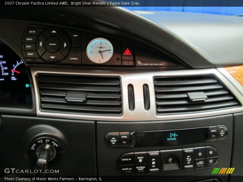 Bright Silver Metallic / Pastel Slate Gray 2007 Chrysler Pacifica Limited AWD