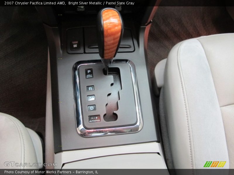 Bright Silver Metallic / Pastel Slate Gray 2007 Chrysler Pacifica Limited AWD