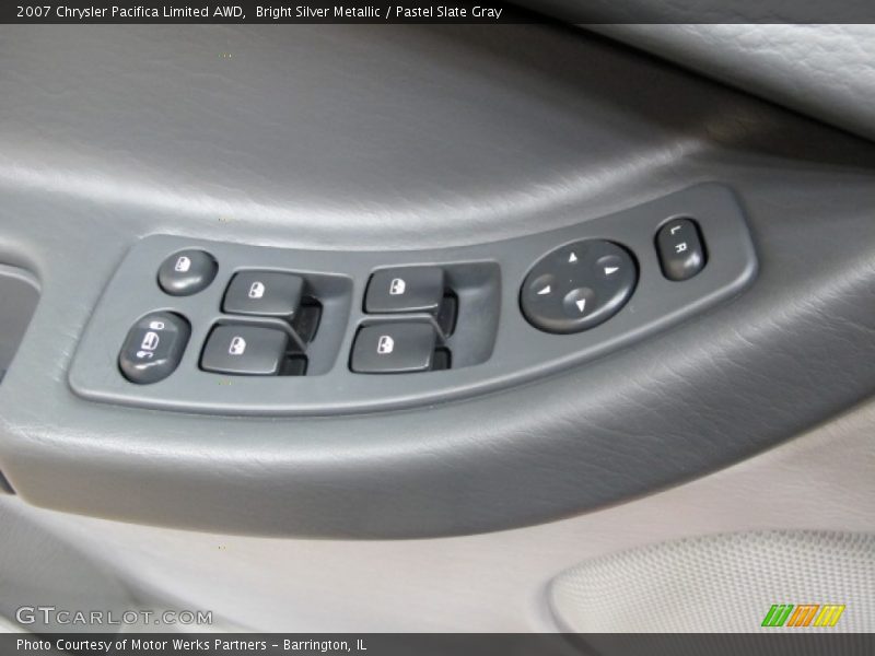 Bright Silver Metallic / Pastel Slate Gray 2007 Chrysler Pacifica Limited AWD