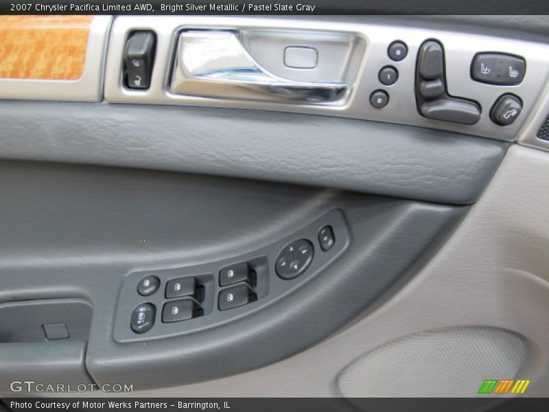 Bright Silver Metallic / Pastel Slate Gray 2007 Chrysler Pacifica Limited AWD