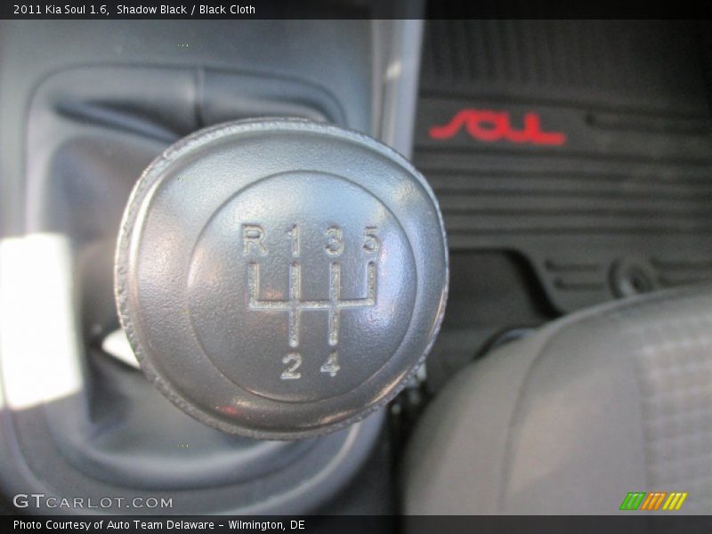 Shadow Black / Black Cloth 2011 Kia Soul 1.6