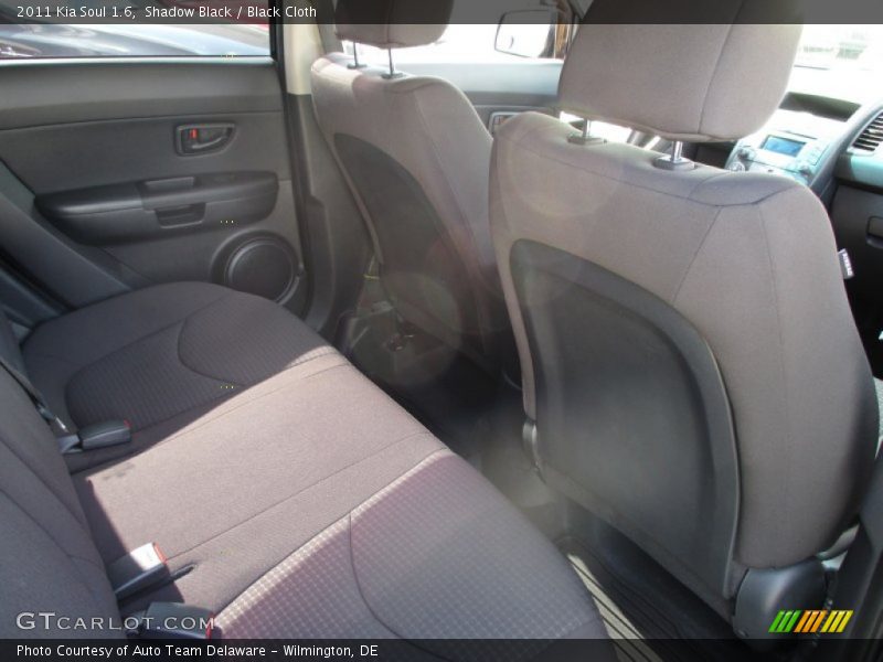 Shadow Black / Black Cloth 2011 Kia Soul 1.6