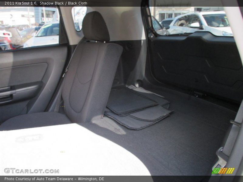 Shadow Black / Black Cloth 2011 Kia Soul 1.6