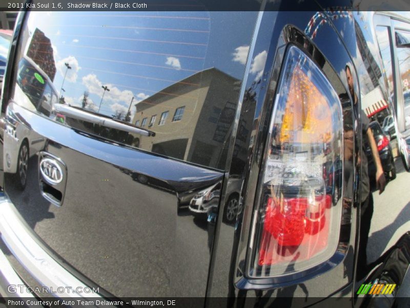 Shadow Black / Black Cloth 2011 Kia Soul 1.6