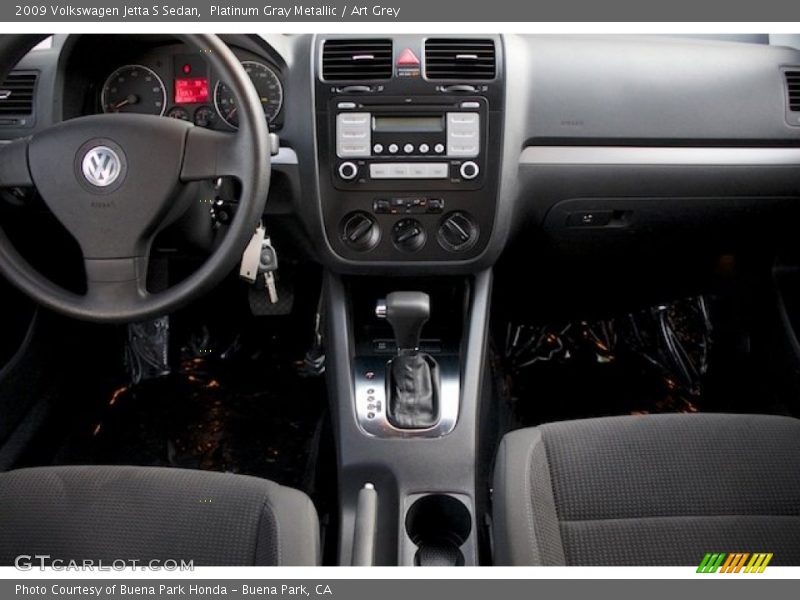 Platinum Gray Metallic / Art Grey 2009 Volkswagen Jetta S Sedan