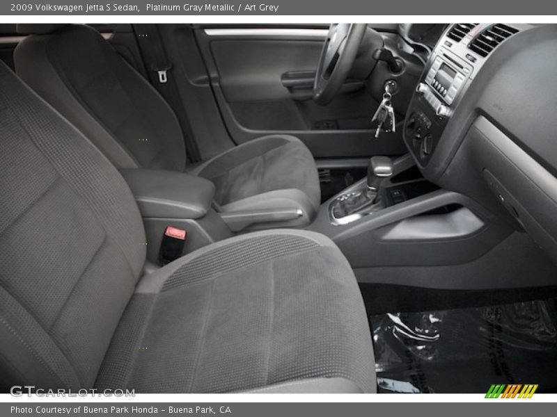 Platinum Gray Metallic / Art Grey 2009 Volkswagen Jetta S Sedan