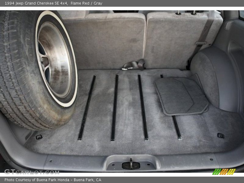  1994 Grand Cherokee SE 4x4 Trunk