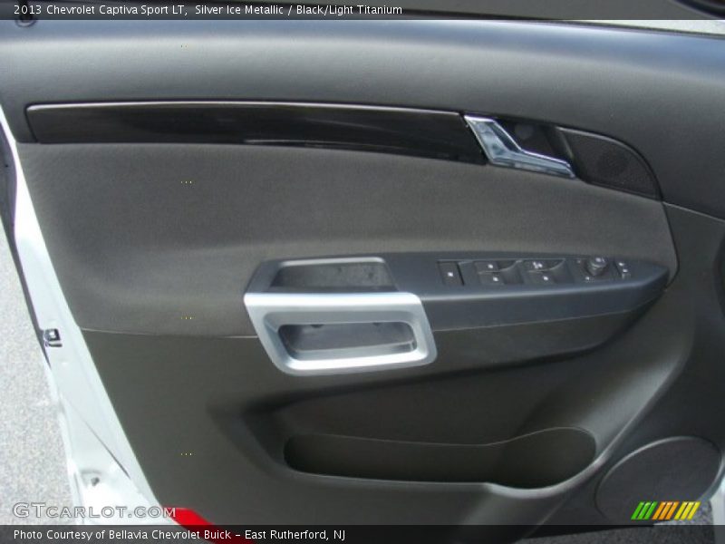 Silver Ice Metallic / Black/Light Titanium 2013 Chevrolet Captiva Sport LT