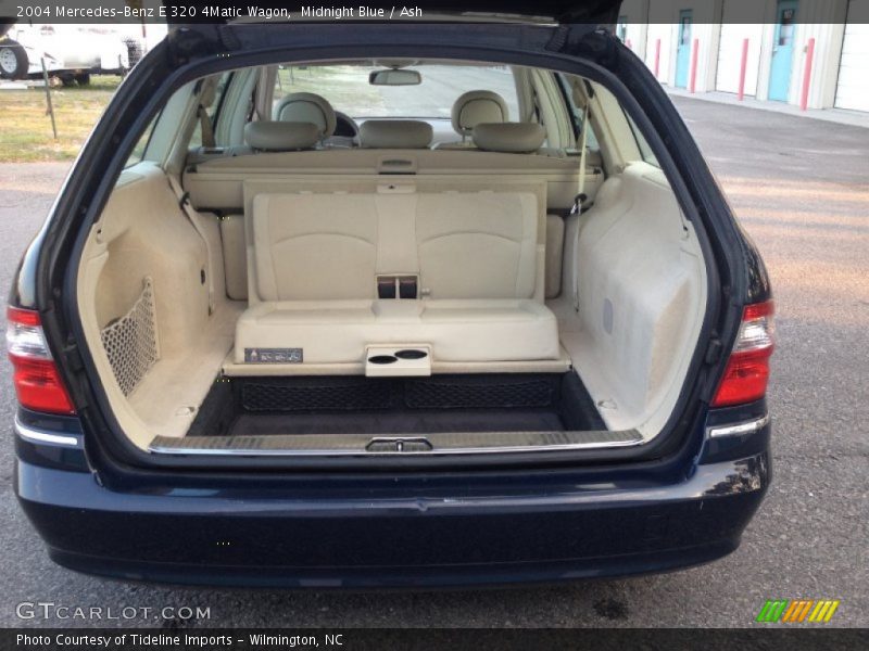 Midnight Blue / Ash 2004 Mercedes-Benz E 320 4Matic Wagon