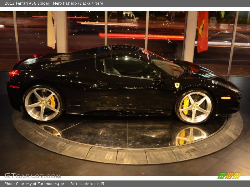  2013 458 Spider Nero Pastello (Black)