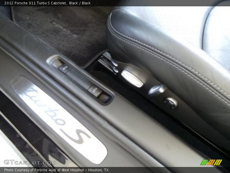 Black / Black 2012 Porsche 911 Turbo S Cabriolet