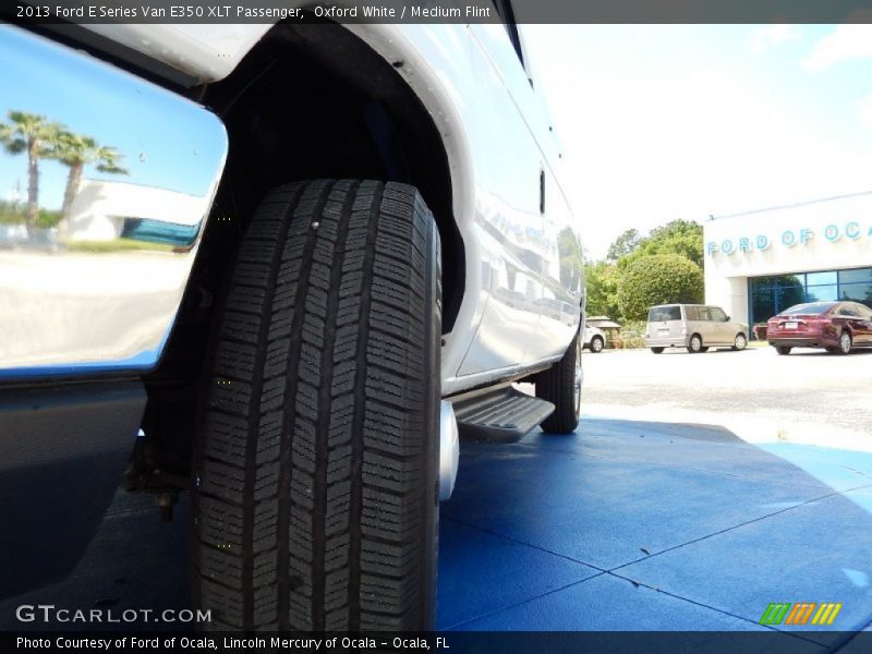 Oxford White / Medium Flint 2013 Ford E Series Van E350 XLT Passenger