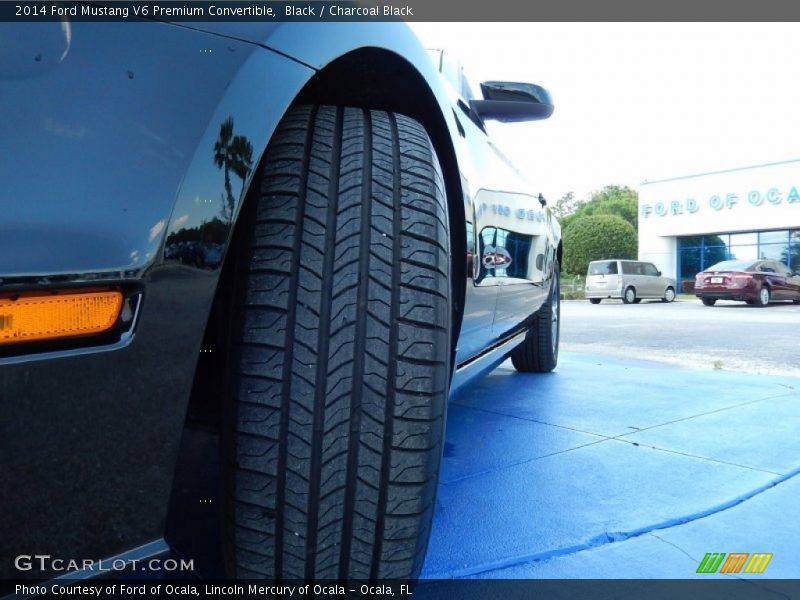 Black / Charcoal Black 2014 Ford Mustang V6 Premium Convertible