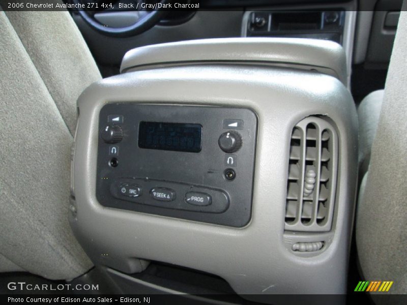 Black / Gray/Dark Charcoal 2006 Chevrolet Avalanche Z71 4x4