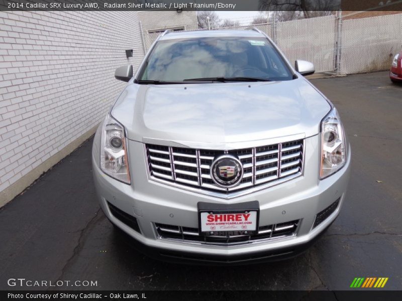 Radiant Silver Metallic / Light Titanium/Ebony 2014 Cadillac SRX Luxury AWD