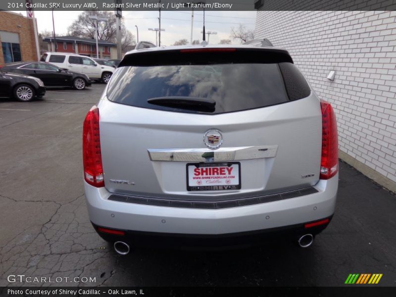Radiant Silver Metallic / Light Titanium/Ebony 2014 Cadillac SRX Luxury AWD