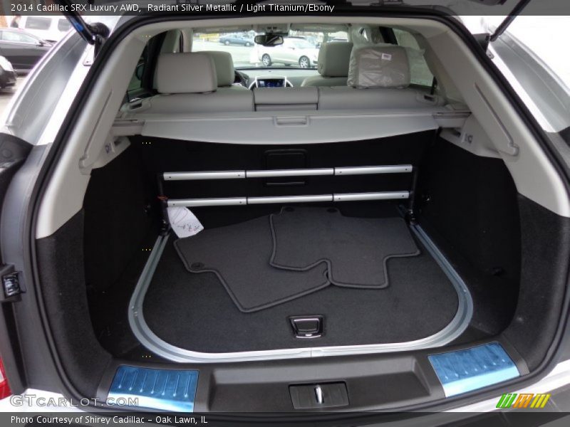 Radiant Silver Metallic / Light Titanium/Ebony 2014 Cadillac SRX Luxury AWD