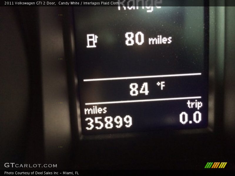Candy White / Interlagos Plaid Cloth 2011 Volkswagen GTI 2 Door
