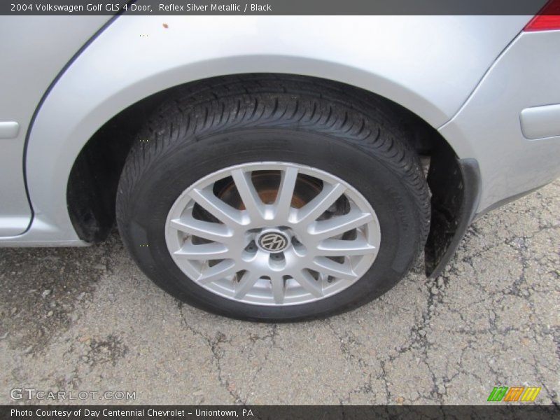 Reflex Silver Metallic / Black 2004 Volkswagen Golf GLS 4 Door