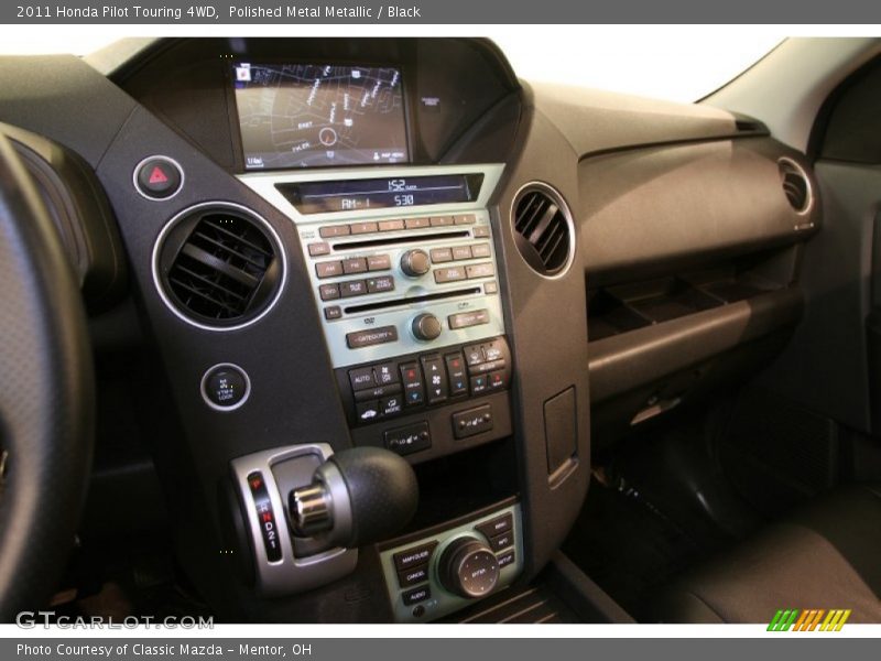 Polished Metal Metallic / Black 2011 Honda Pilot Touring 4WD