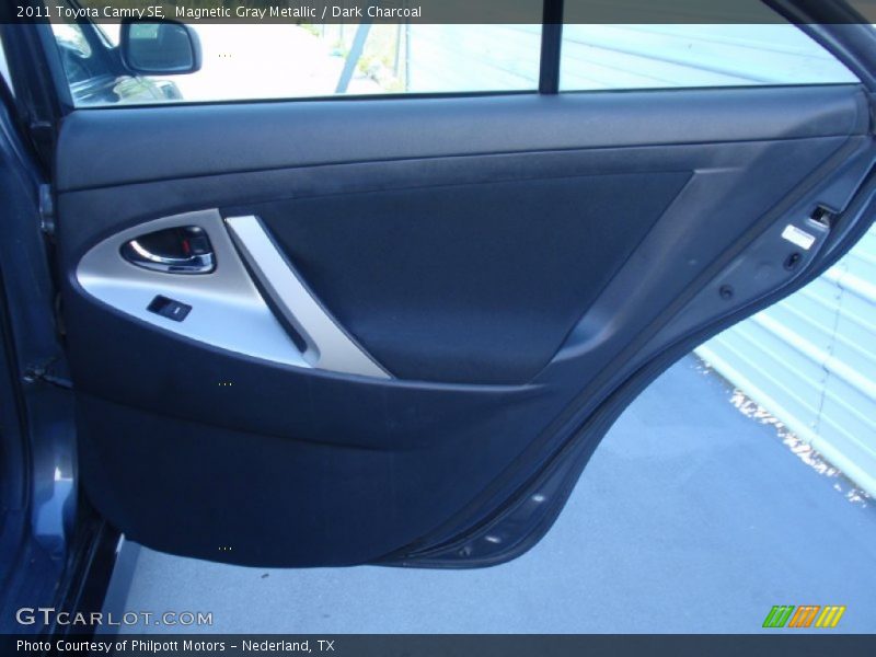 Magnetic Gray Metallic / Dark Charcoal 2011 Toyota Camry SE