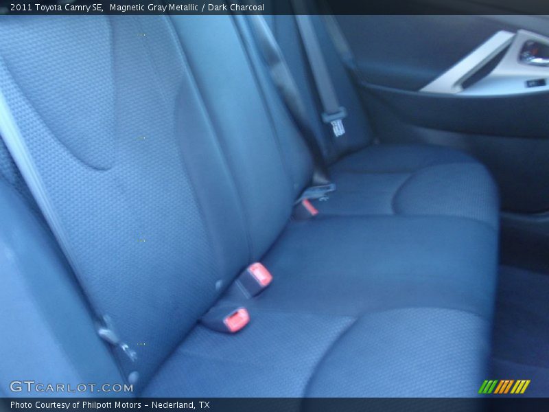 Magnetic Gray Metallic / Dark Charcoal 2011 Toyota Camry SE