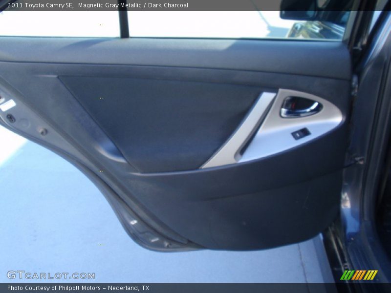 Magnetic Gray Metallic / Dark Charcoal 2011 Toyota Camry SE