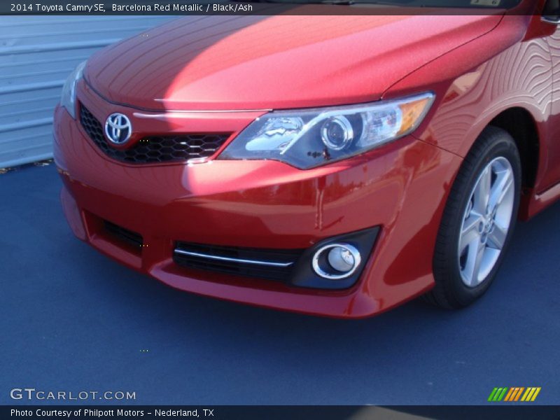 Barcelona Red Metallic / Black/Ash 2014 Toyota Camry SE